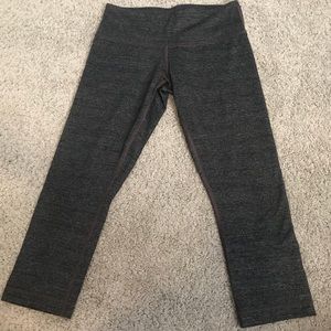 Lululemon cropped leggings